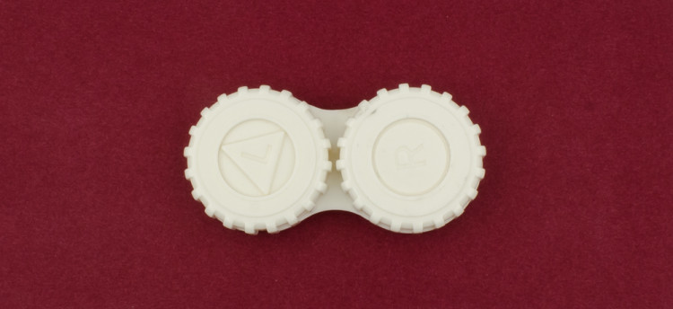 Контейнер для контактных линз №0104 65х33 мм.